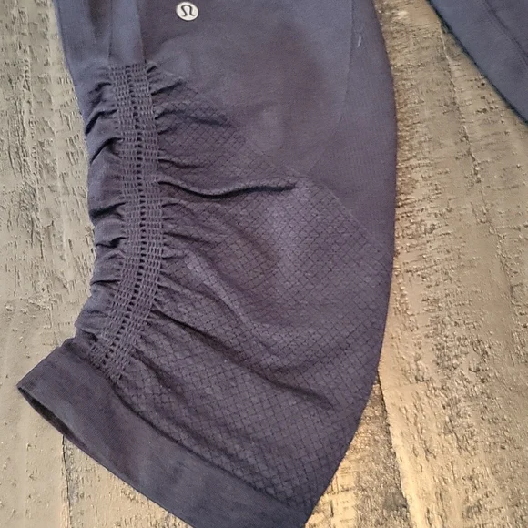 Lululemon In the Flow II Crop Ruched Pants Size 4 - Picture 4 of 9